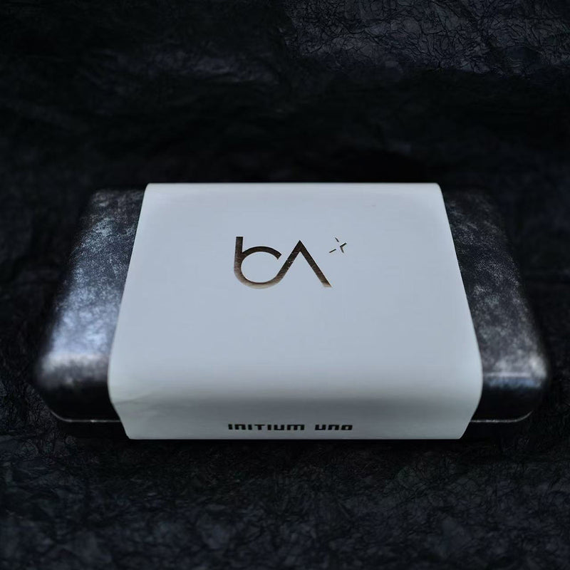 Initium Uno